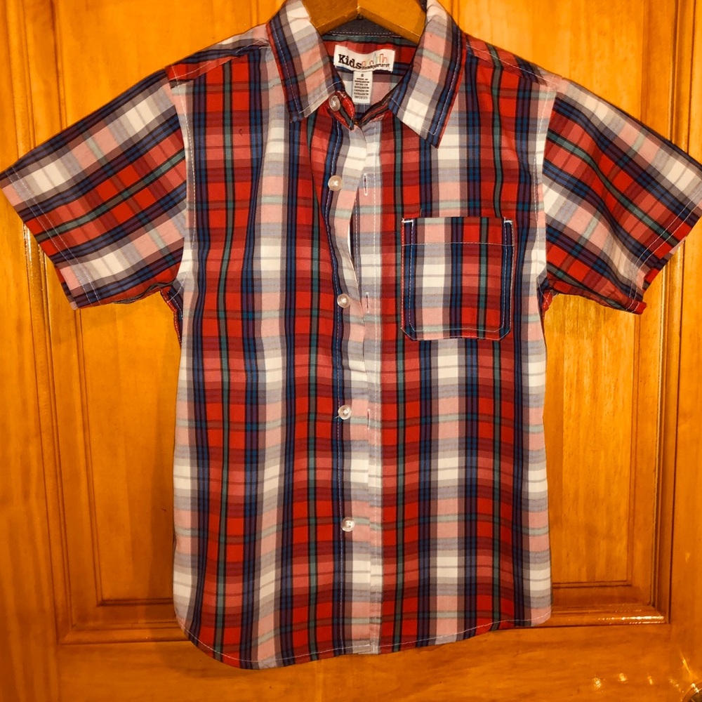 🎠Boys button up short sleeve shirt